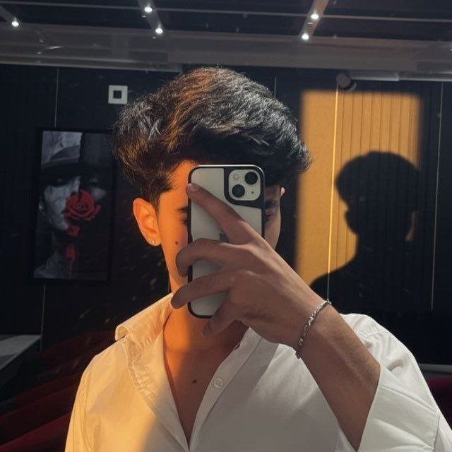 TUSHAR SURESHOTS